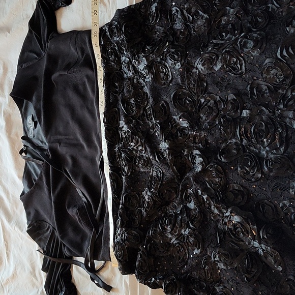 Alex Evenings Floor Length Evening Gown Black Size 20 W Rosette Ribbon Skirt - Picture 15 of 17